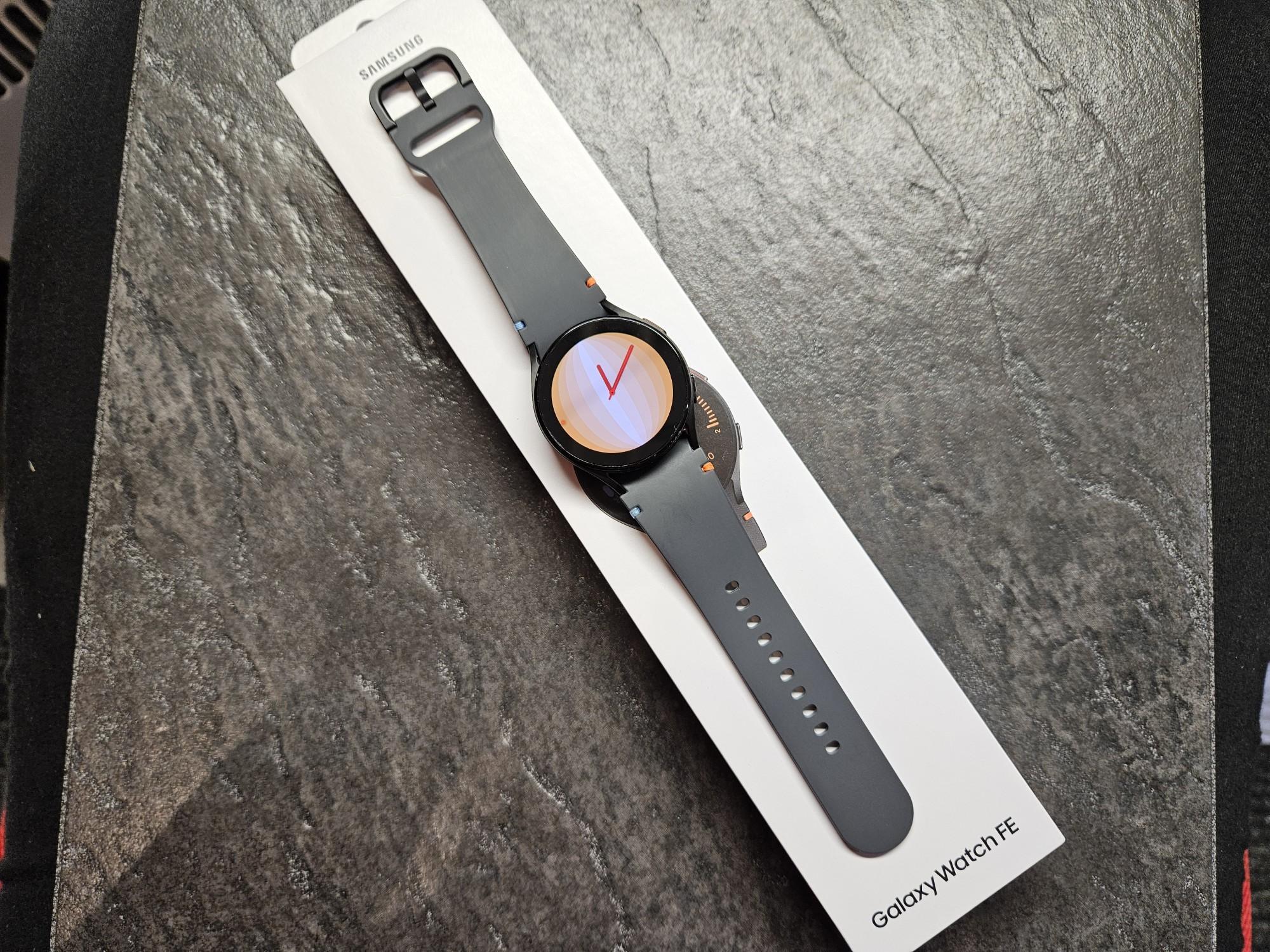 Samsung Galaxy Watch FE (40mm) AI Smartwatch Black